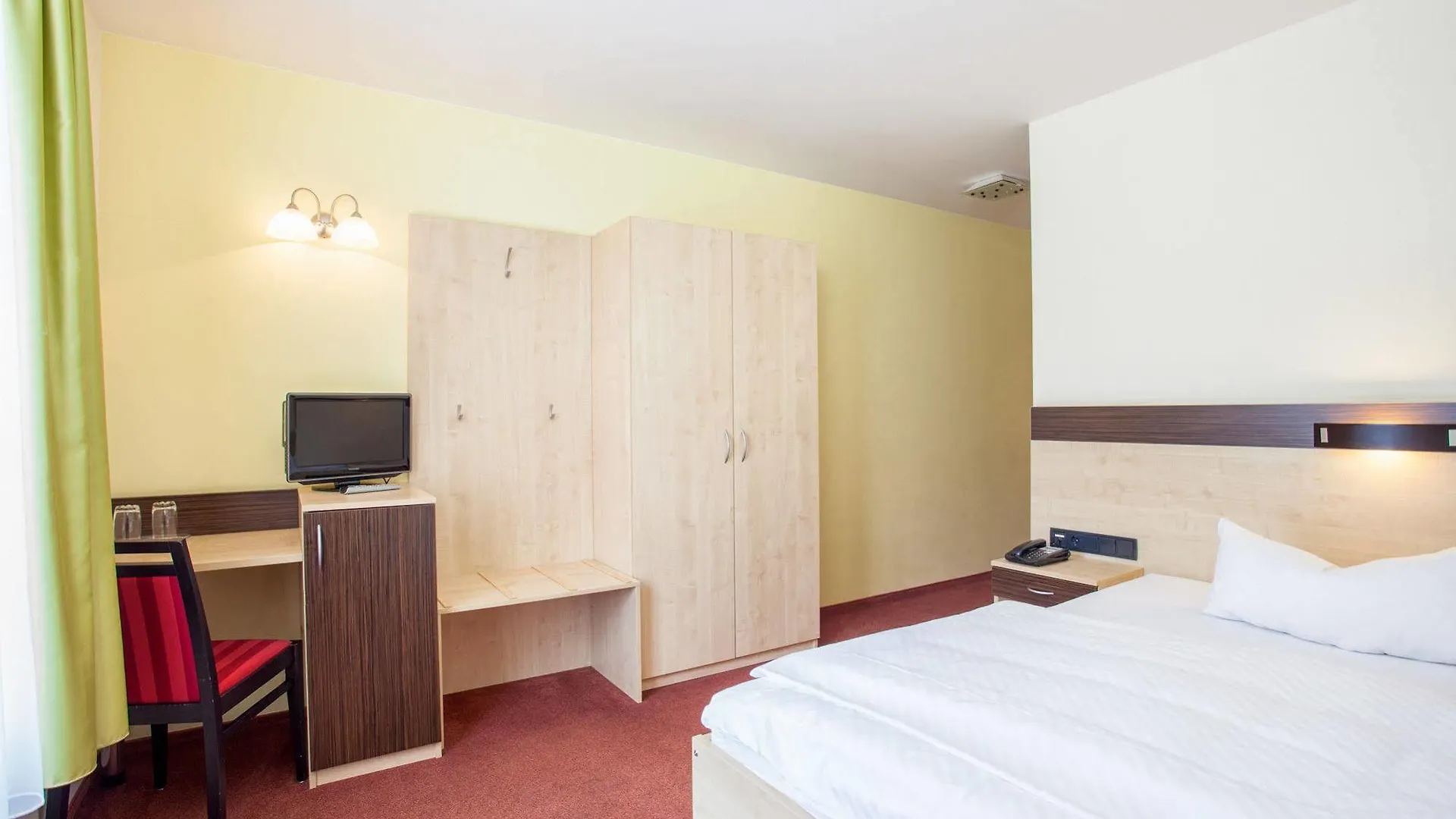 Hotel Mit-Mensch Berlin